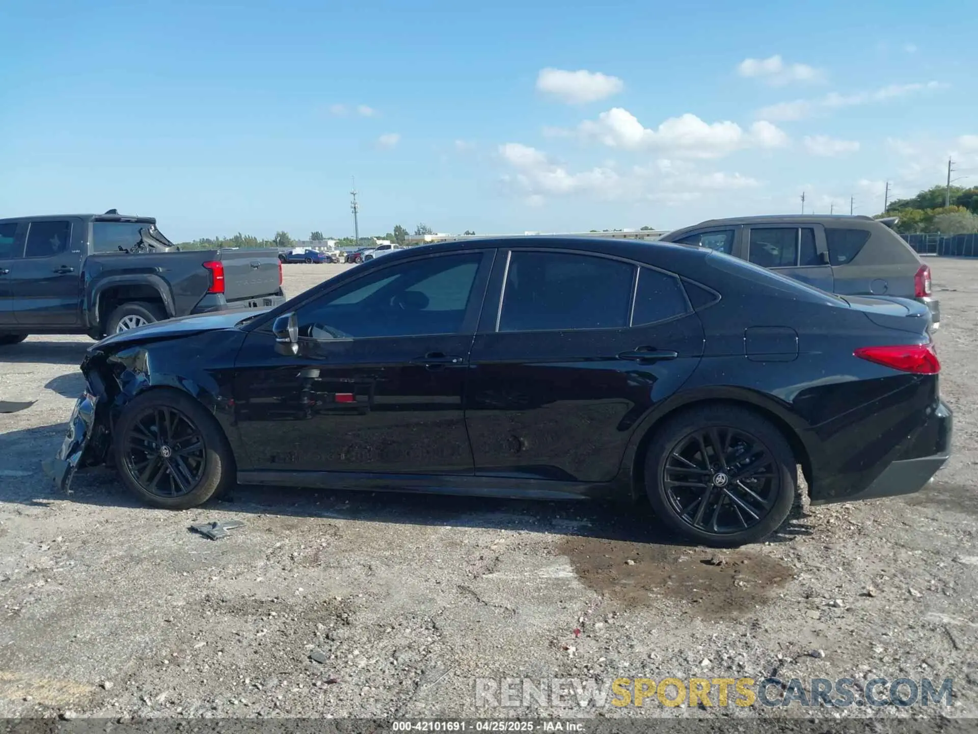 14 fotografías del automóvil dañado 4T1DAACK2SU545657 TOYOTA CAMRY 2025