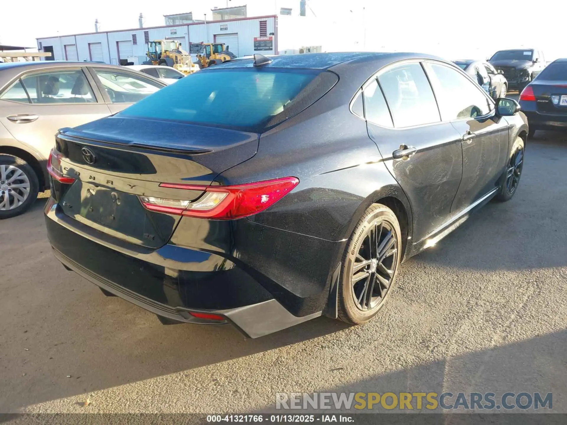 4 fotografías del automóvil dañado 4T1DAACK2SU550339 TOYOTA CAMRY 2025
