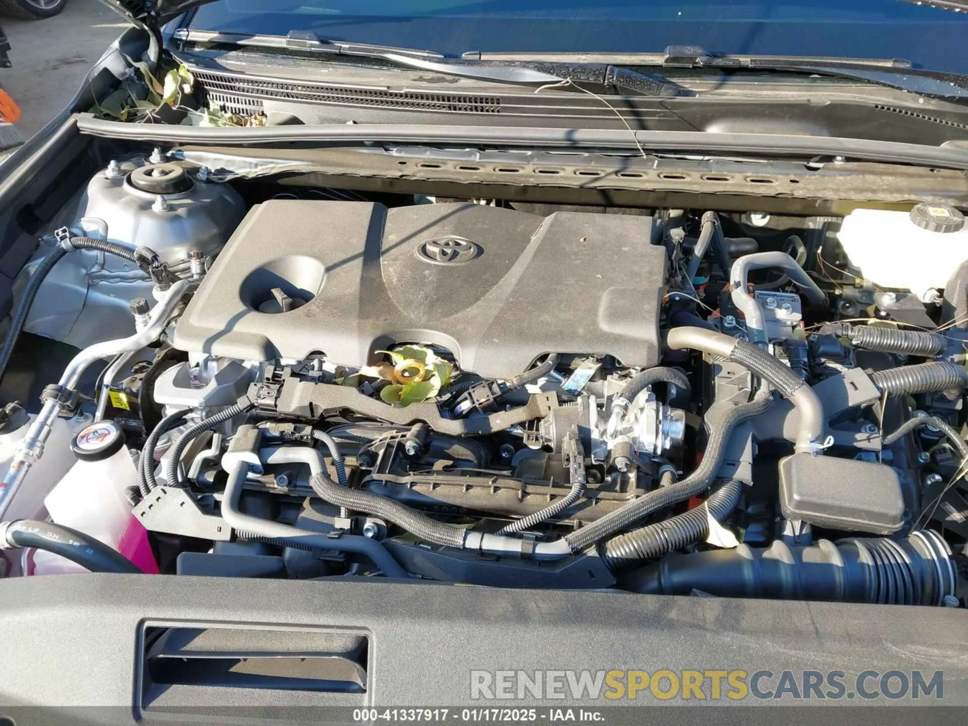 10 fotografías del automóvil dañado 4T1DAACK2SU556531 TOYOTA CAMRY 2025