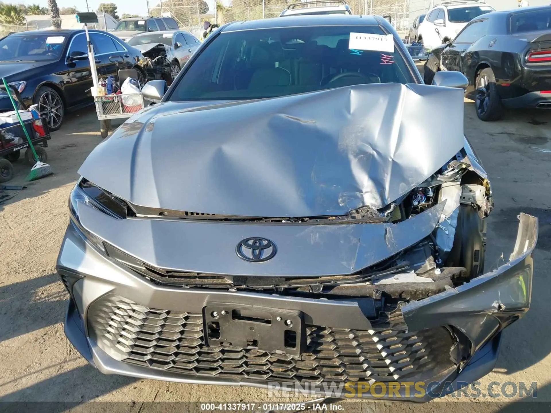 12 fotografías del automóvil dañado 4T1DAACK2SU556531 TOYOTA CAMRY 2025