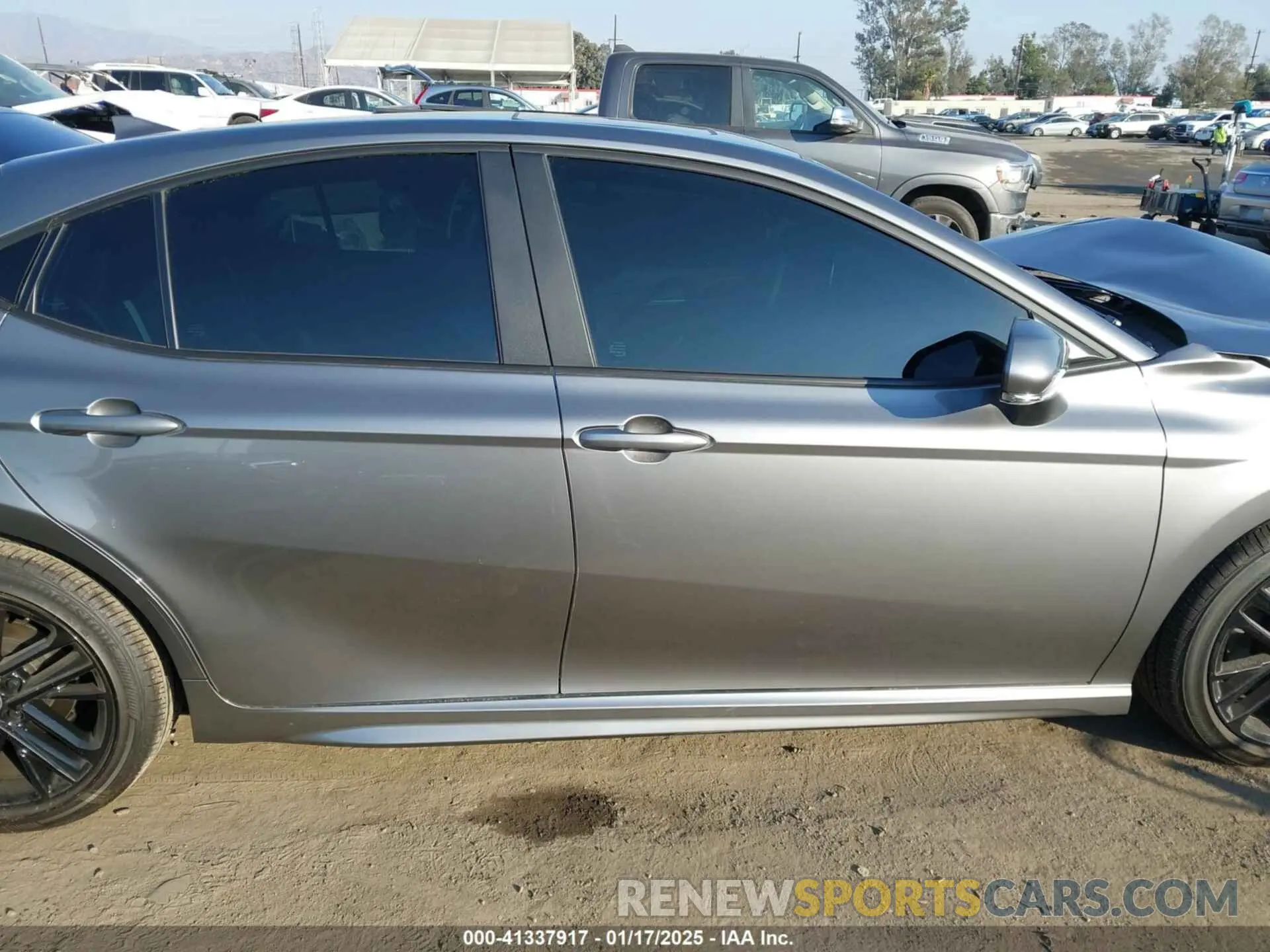 13 fotografías del automóvil dañado 4T1DAACK2SU556531 TOYOTA CAMRY 2025