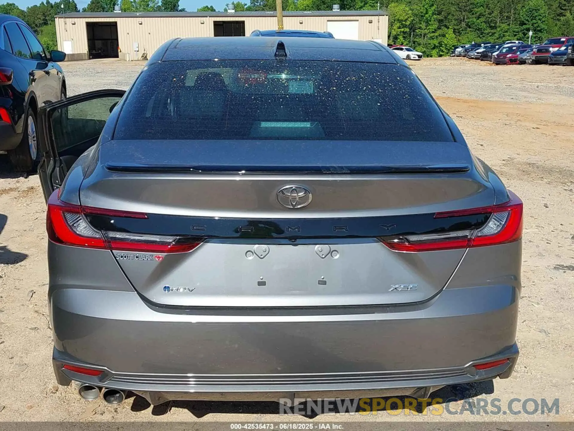 16 fotografías del automóvil dañado 4T1DAACK2SU559185 TOYOTA CAMRY 2025