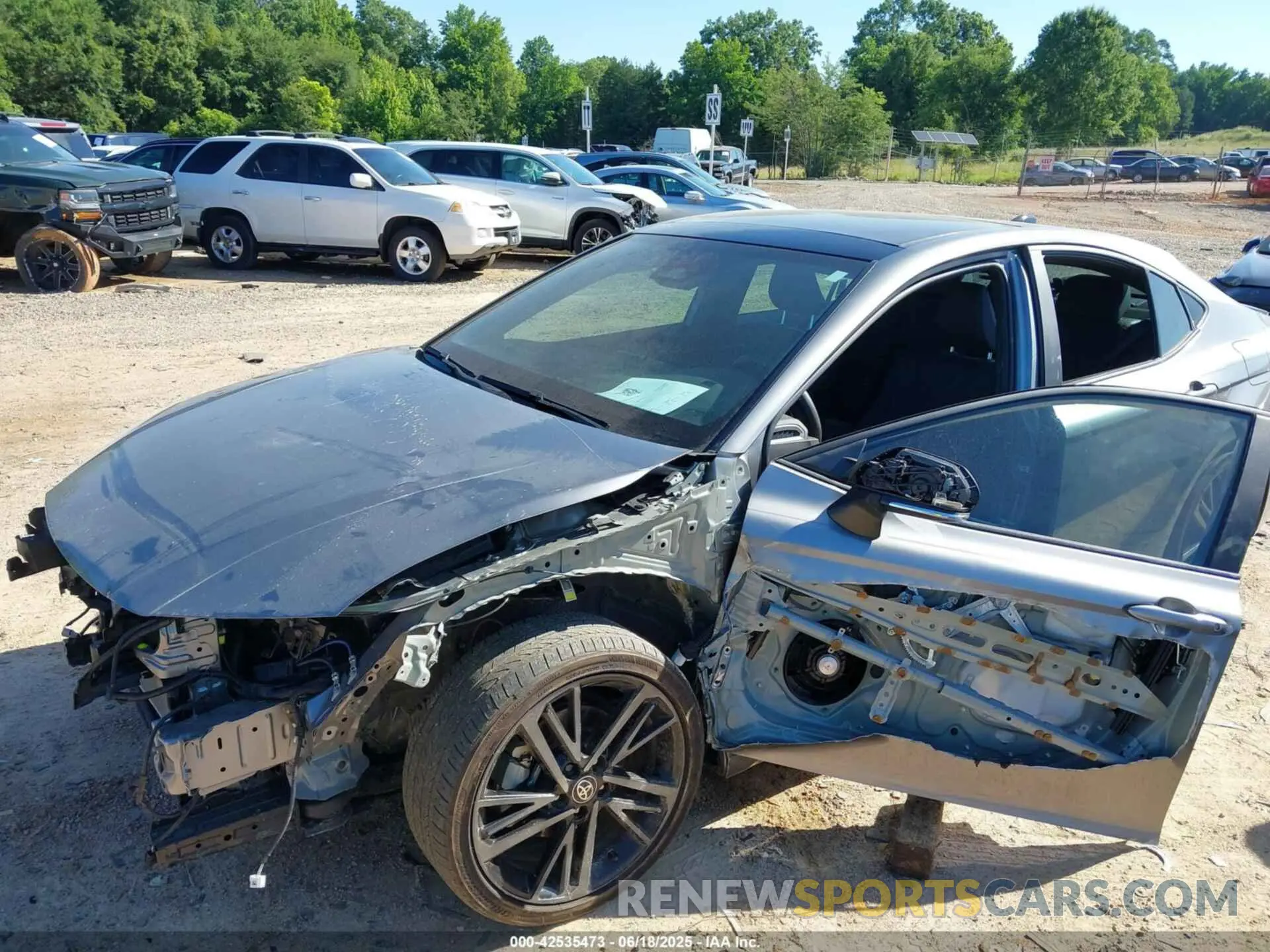 6 fotografías del automóvil dañado 4T1DAACK2SU559185 TOYOTA CAMRY 2025
