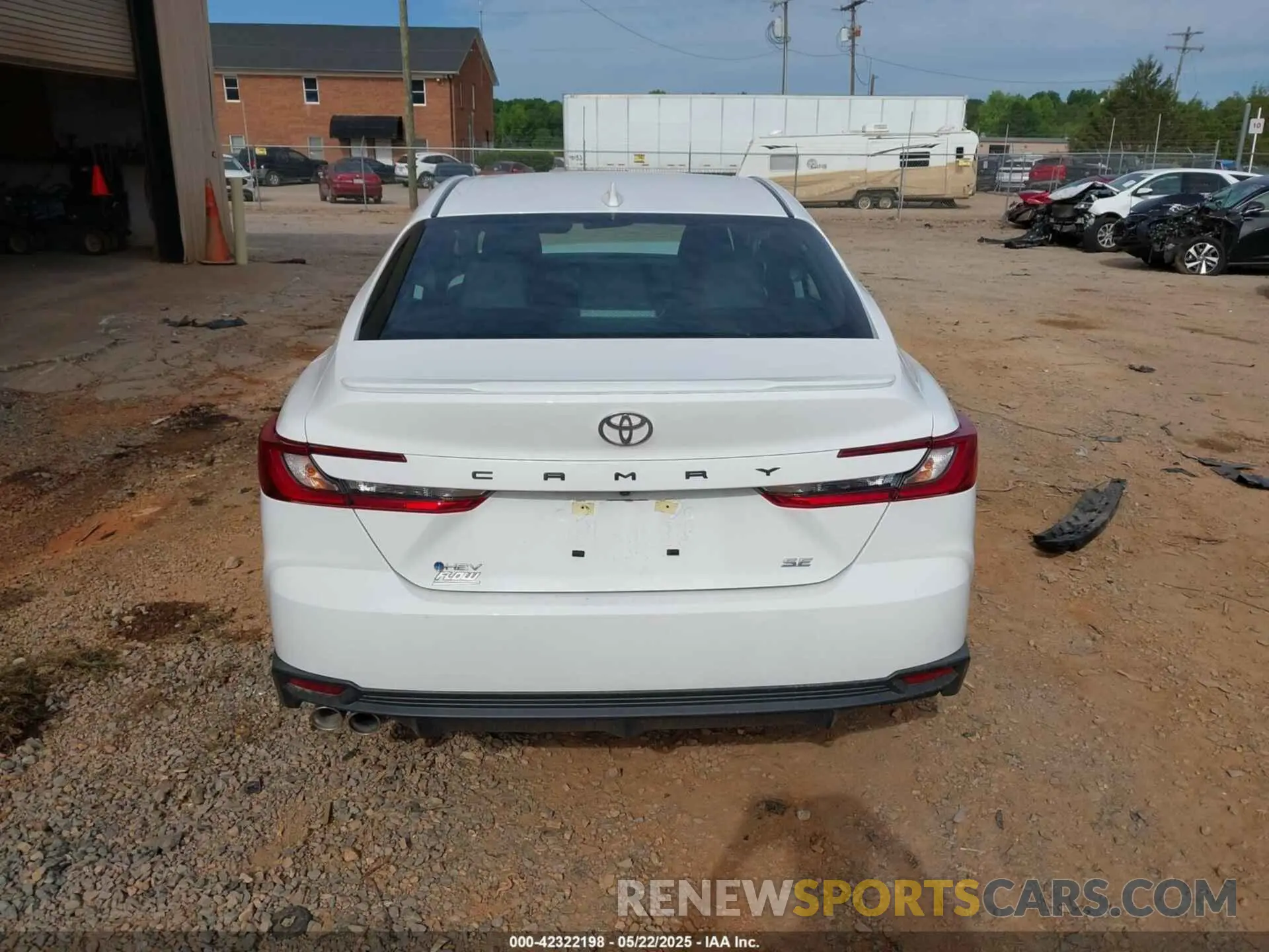 16 fotografías del automóvil dañado 4T1DAACK2SU592588 TOYOTA CAMRY 2025