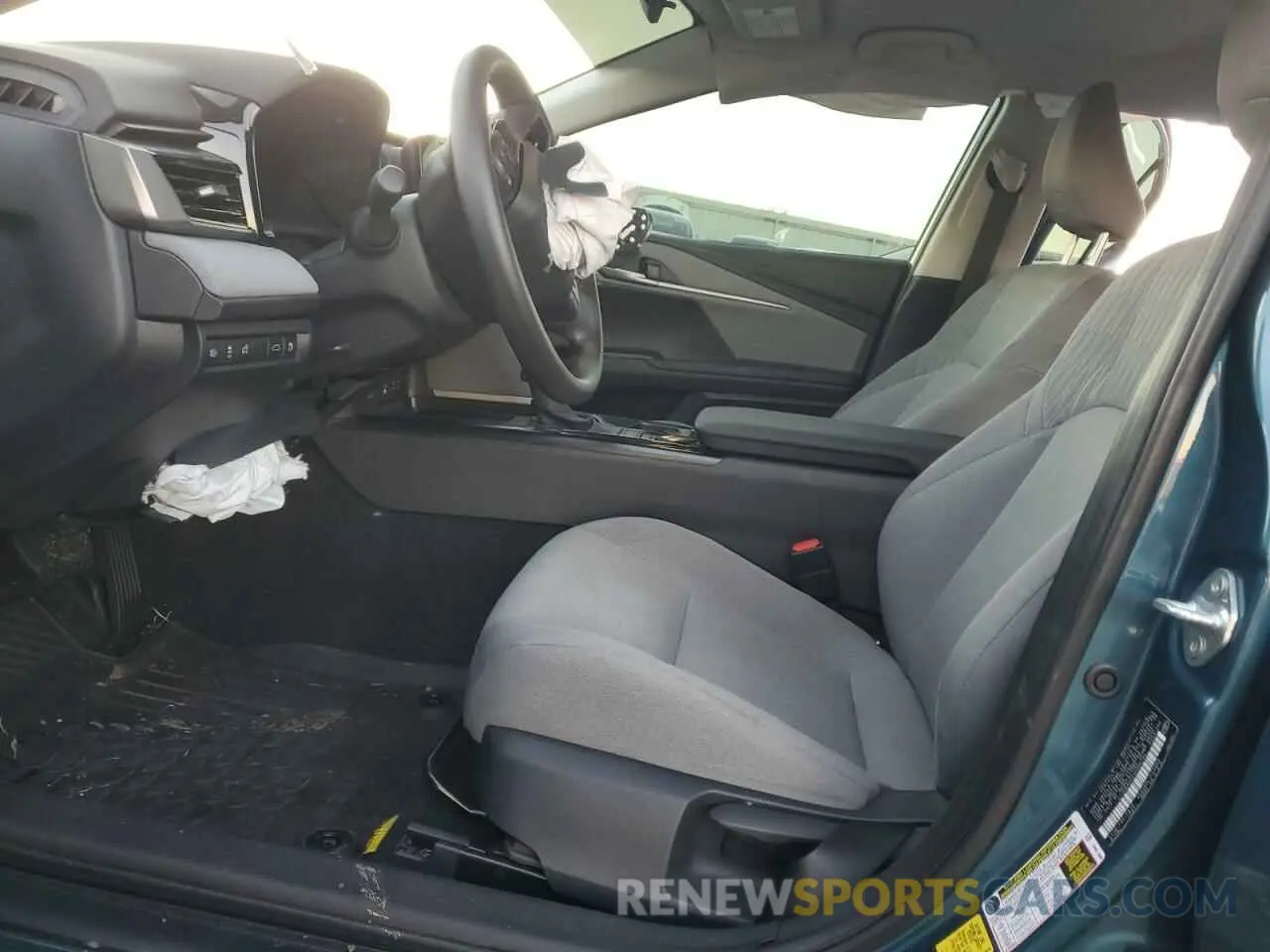 7 fotografías del automóvil dañado 4T1DAACK3SU005704 TOYOTA CAMRY 2025