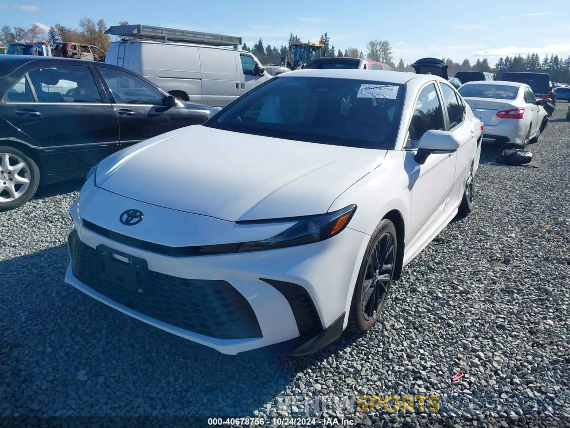 2 fotografías del automóvil dañado 4T1DAACK3SU014161 TOYOTA CAMRY 2025