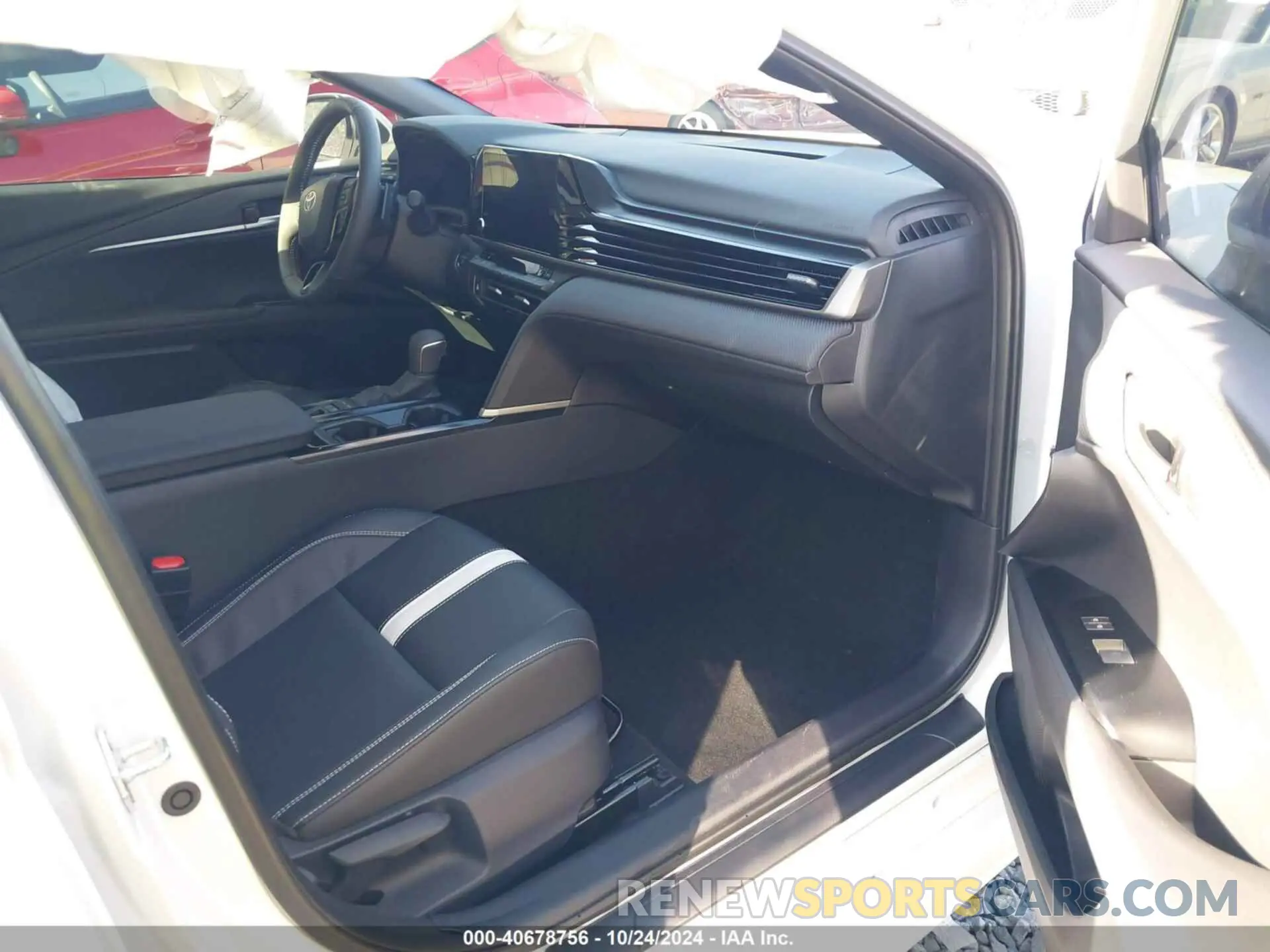 5 fotografías del automóvil dañado 4T1DAACK3SU014161 TOYOTA CAMRY 2025