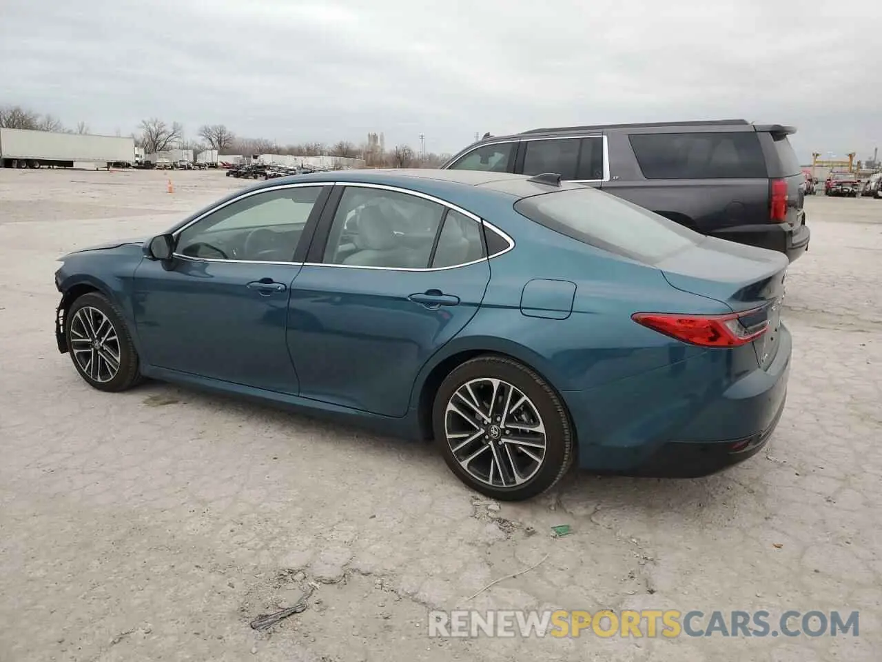 2 fotografías del automóvil dañado 4T1DAACK3SU030263 TOYOTA CAMRY 2025