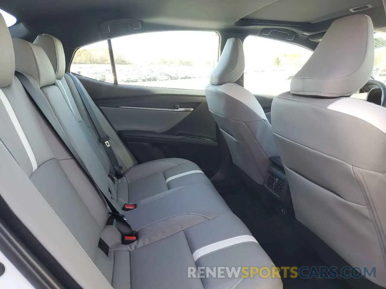 10 fotografías del automóvil dañado 4T1DAACK3SU046639 TOYOTA CAMRY 2025