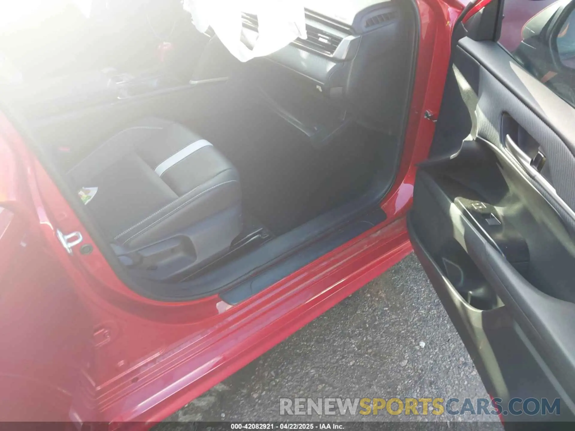 5 fotografías del automóvil dañado 4T1DAACK3SU050769 TOYOTA CAMRY 2025