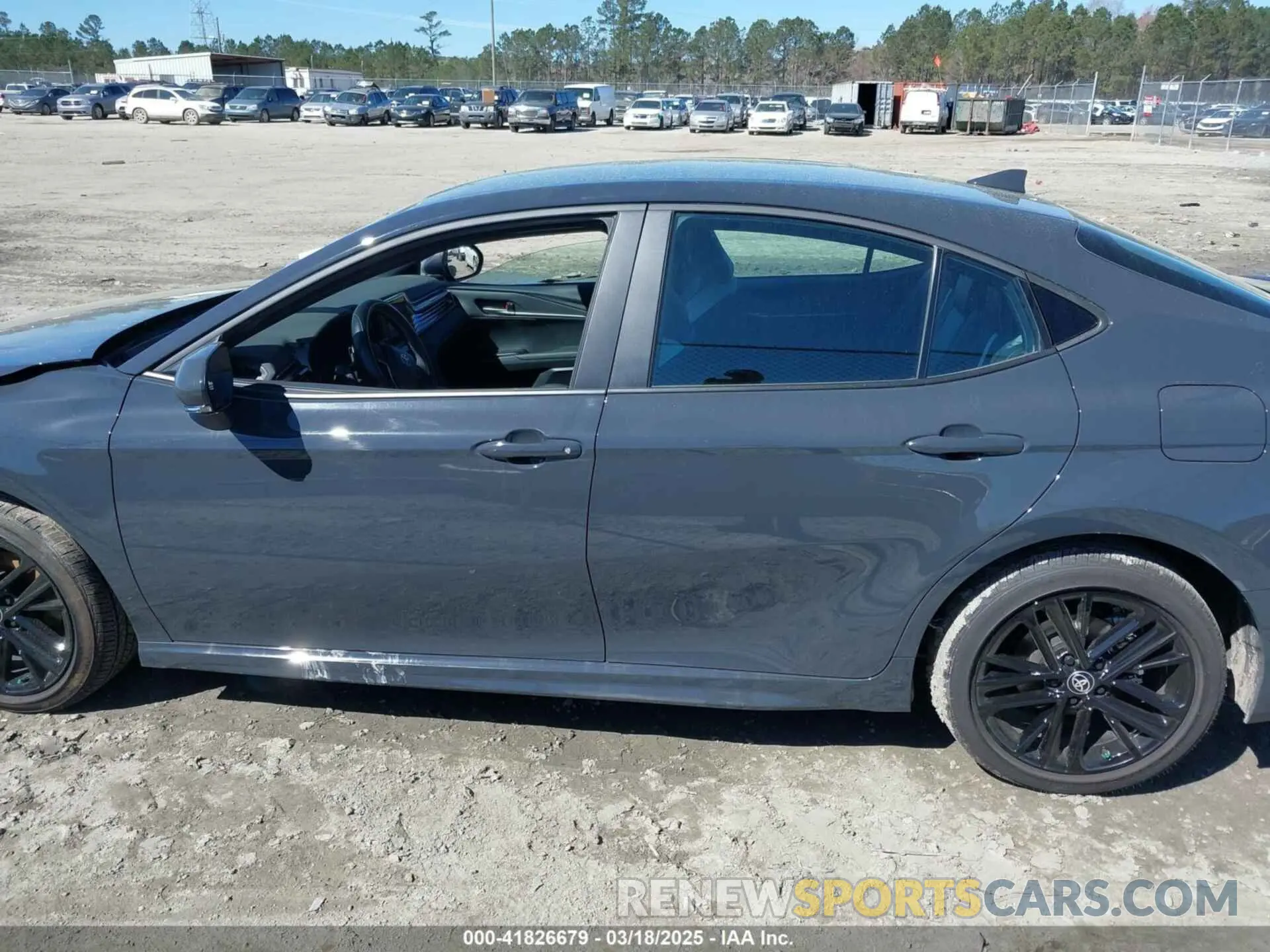 14 fotografías del automóvil dañado 4T1DAACK3SU055275 TOYOTA CAMRY 2025
