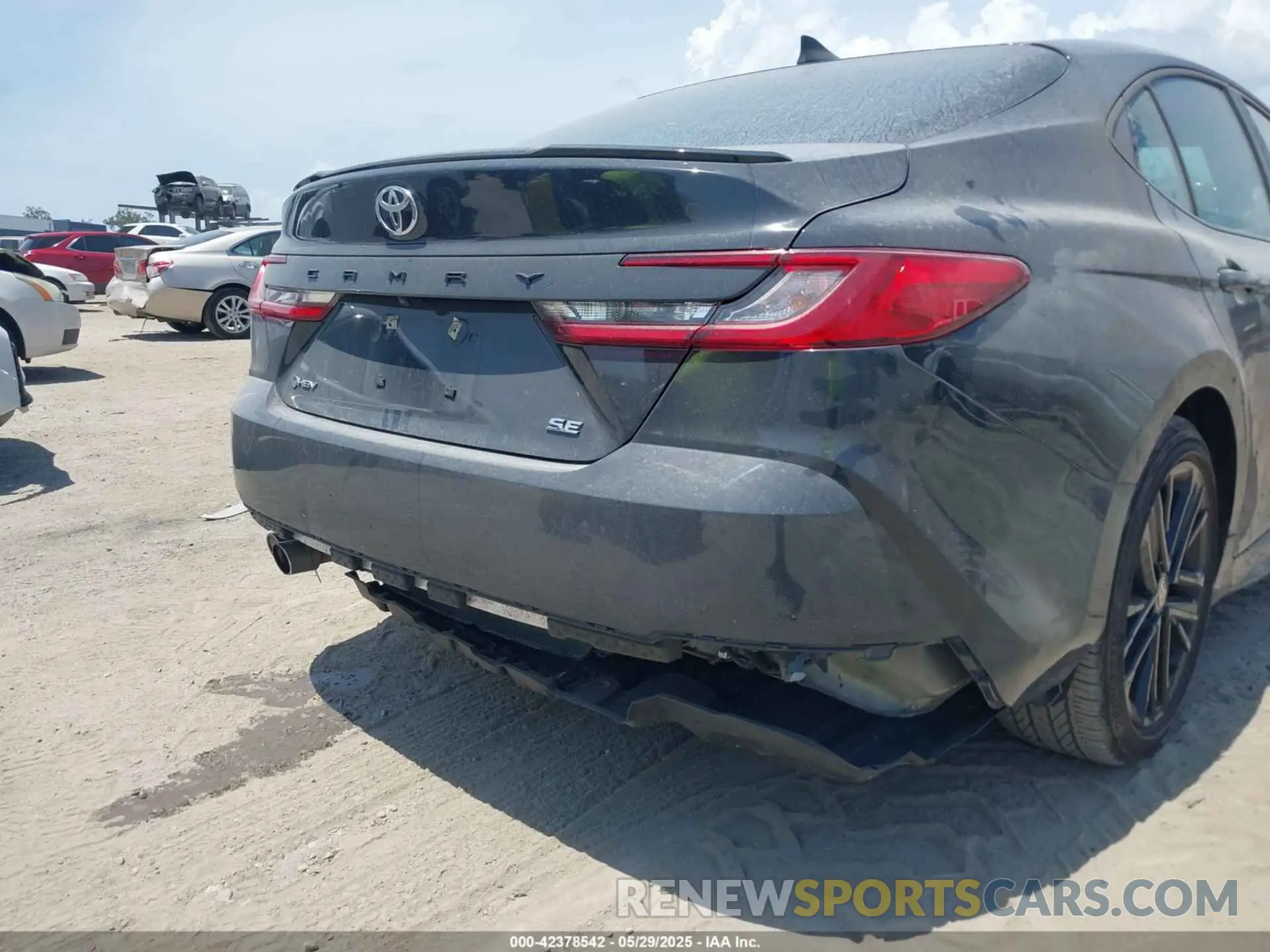 13 fotografías del automóvil dañado 4T1DAACK3SU060721 TOYOTA CAMRY 2025