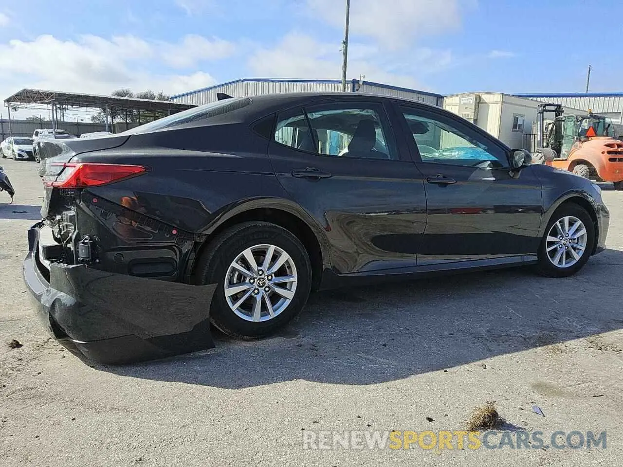 3 fotografías del automóvil dañado 4T1DAACK3SU078104 TOYOTA CAMRY 2025