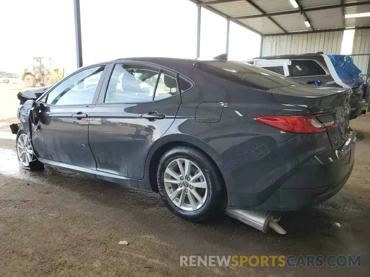 2 fotografías del automóvil dañado 4T1DAACK3SU106435 TOYOTA CAMRY 2025