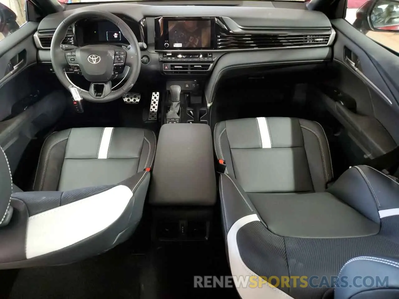 8 fotografías del automóvil dañado 4T1DAACK3SU157692 TOYOTA CAMRY 2025