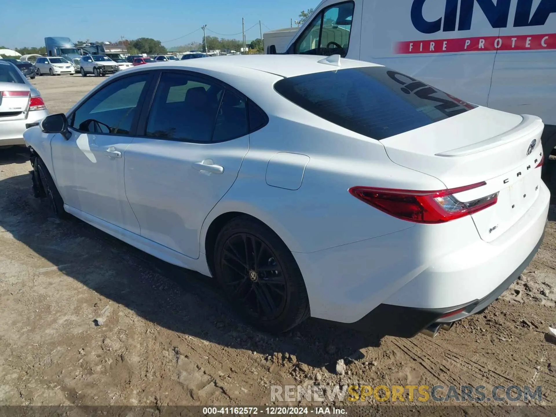 3 fotografías del automóvil dañado 4T1DAACK3SU505023 TOYOTA CAMRY 2025