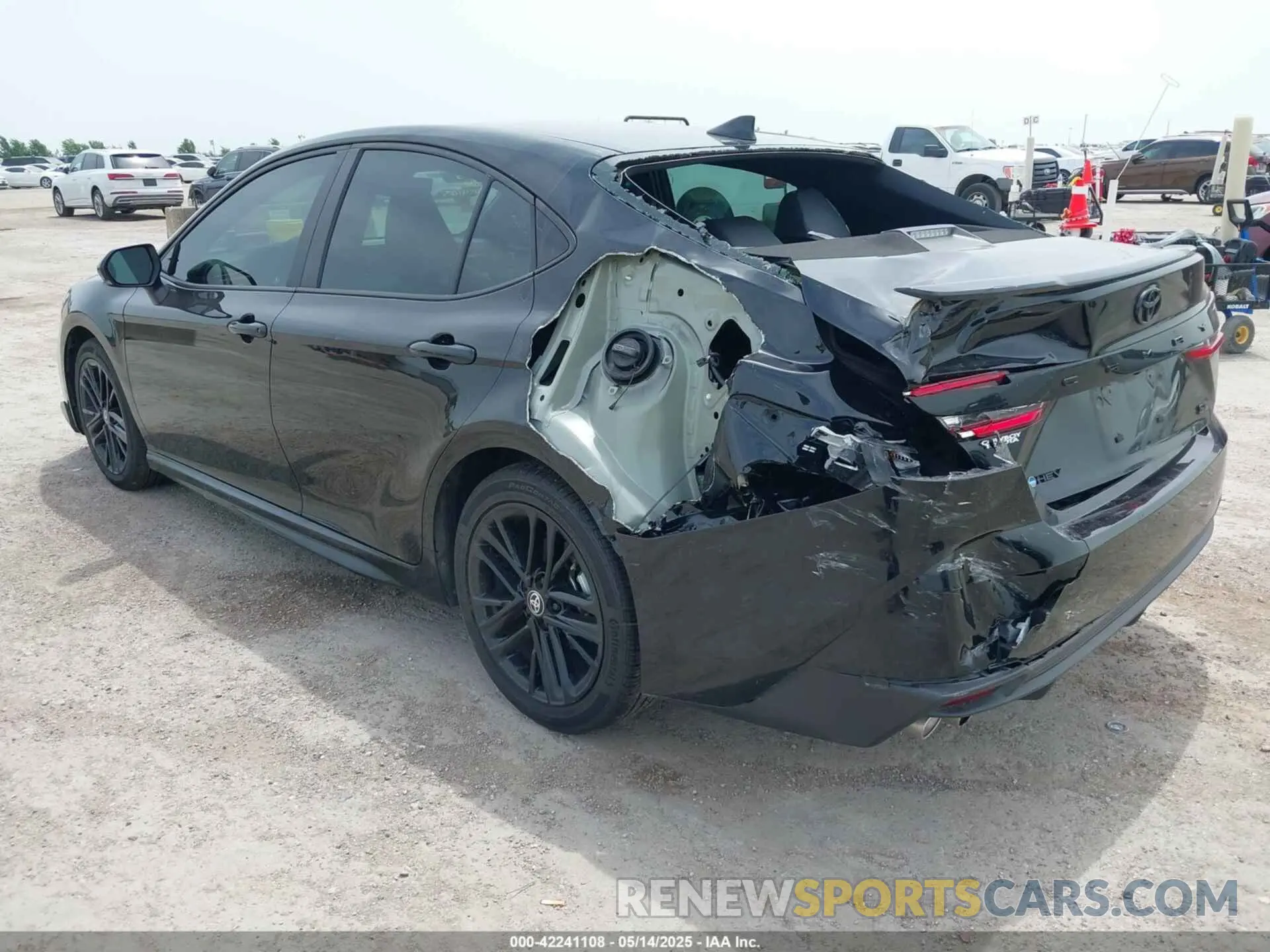 3 fotografías del automóvil dañado 4T1DAACK3SU537969 TOYOTA CAMRY 2025
