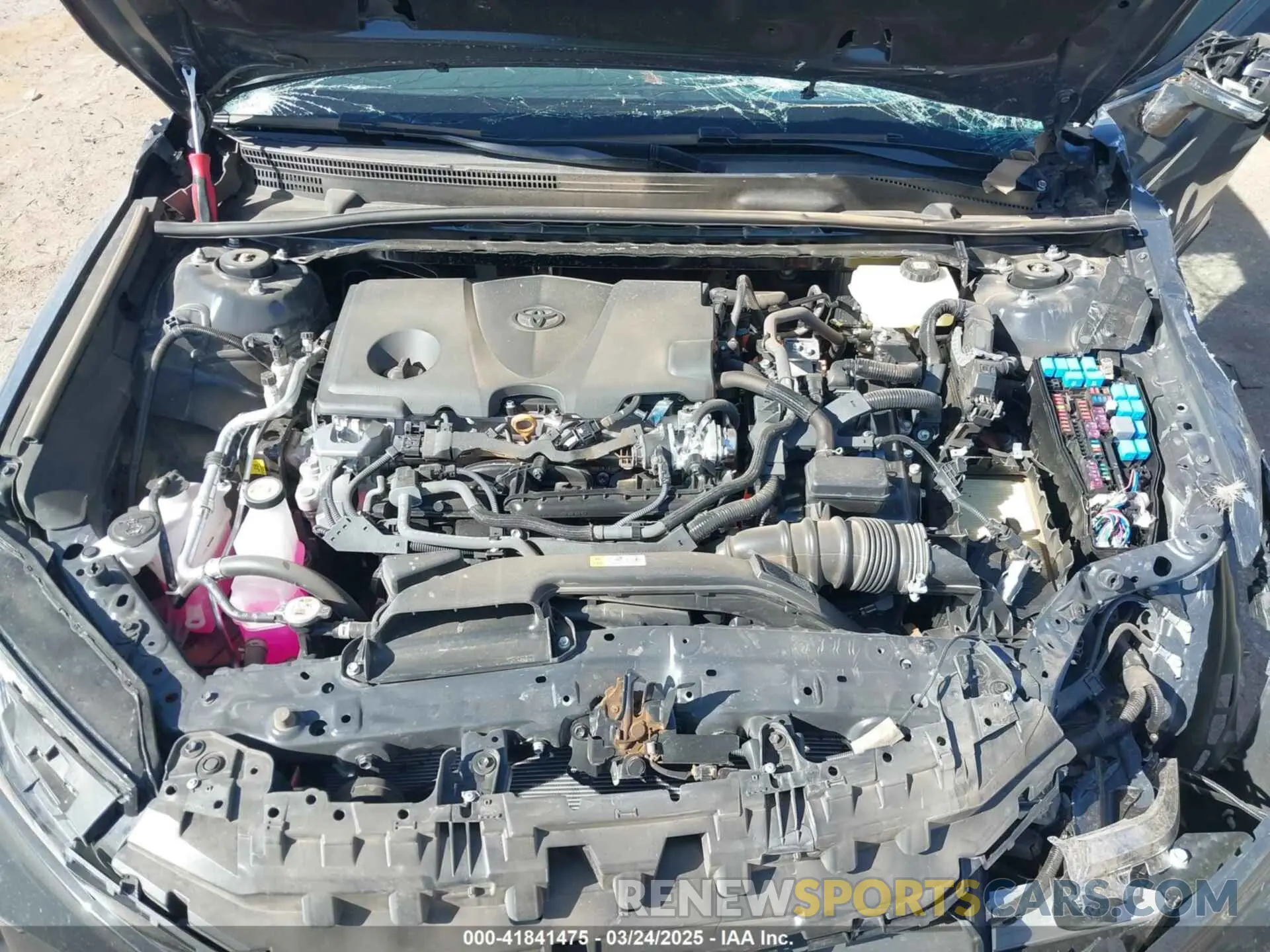 10 fotografías del automóvil dañado 4T1DAACK3SU539317 TOYOTA CAMRY 2025
