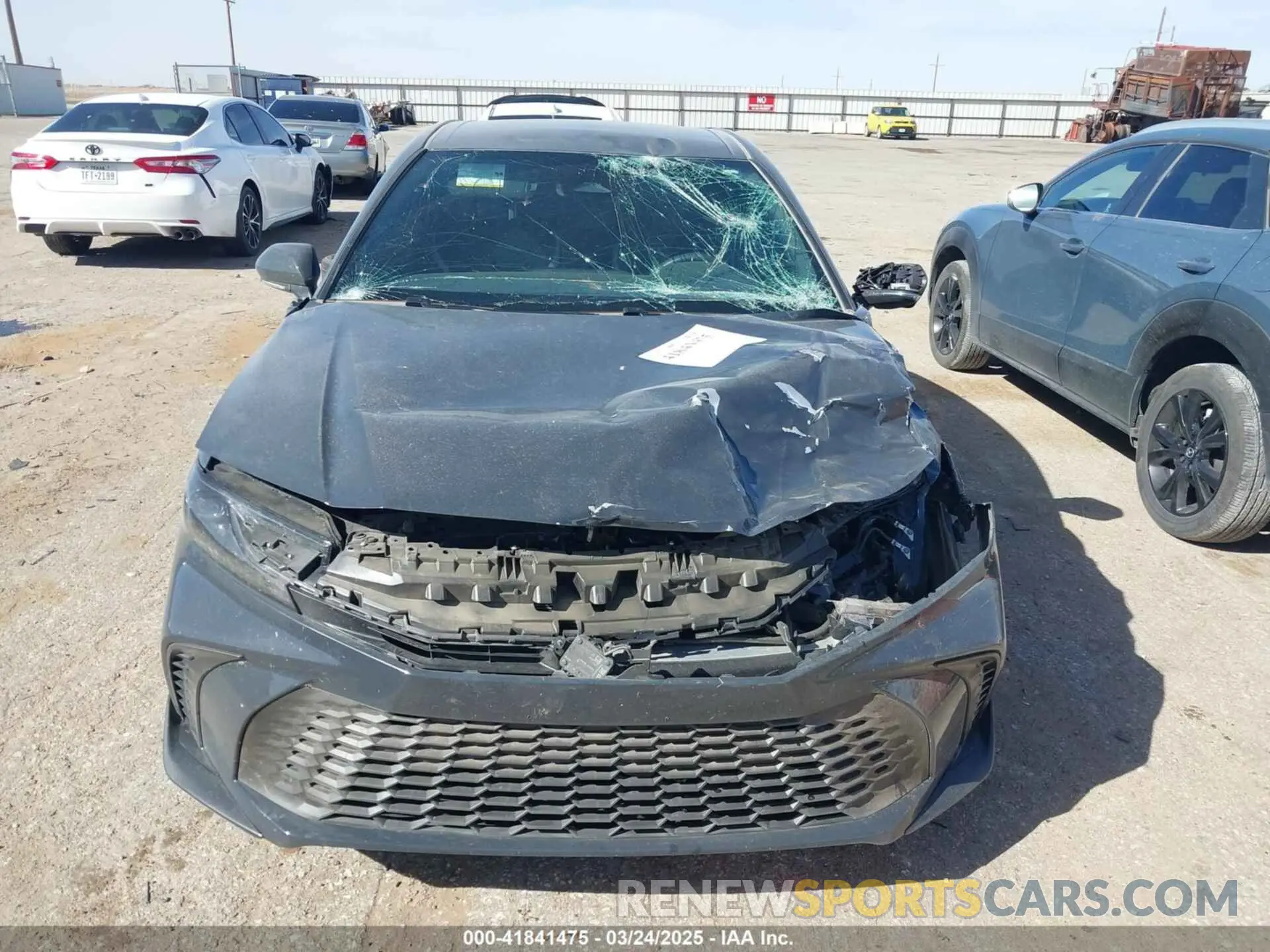 12 fotografías del automóvil dañado 4T1DAACK3SU539317 TOYOTA CAMRY 2025