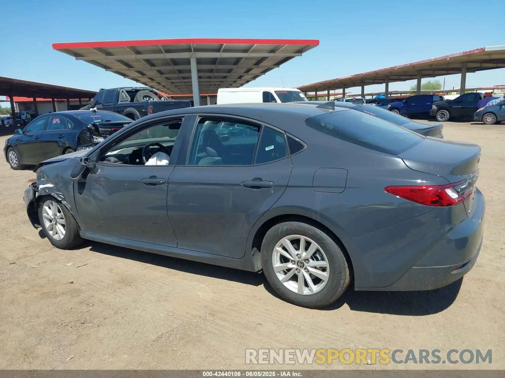 13 fotografías del automóvil dañado 4T1DAACK3SU579056 TOYOTA CAMRY 2025