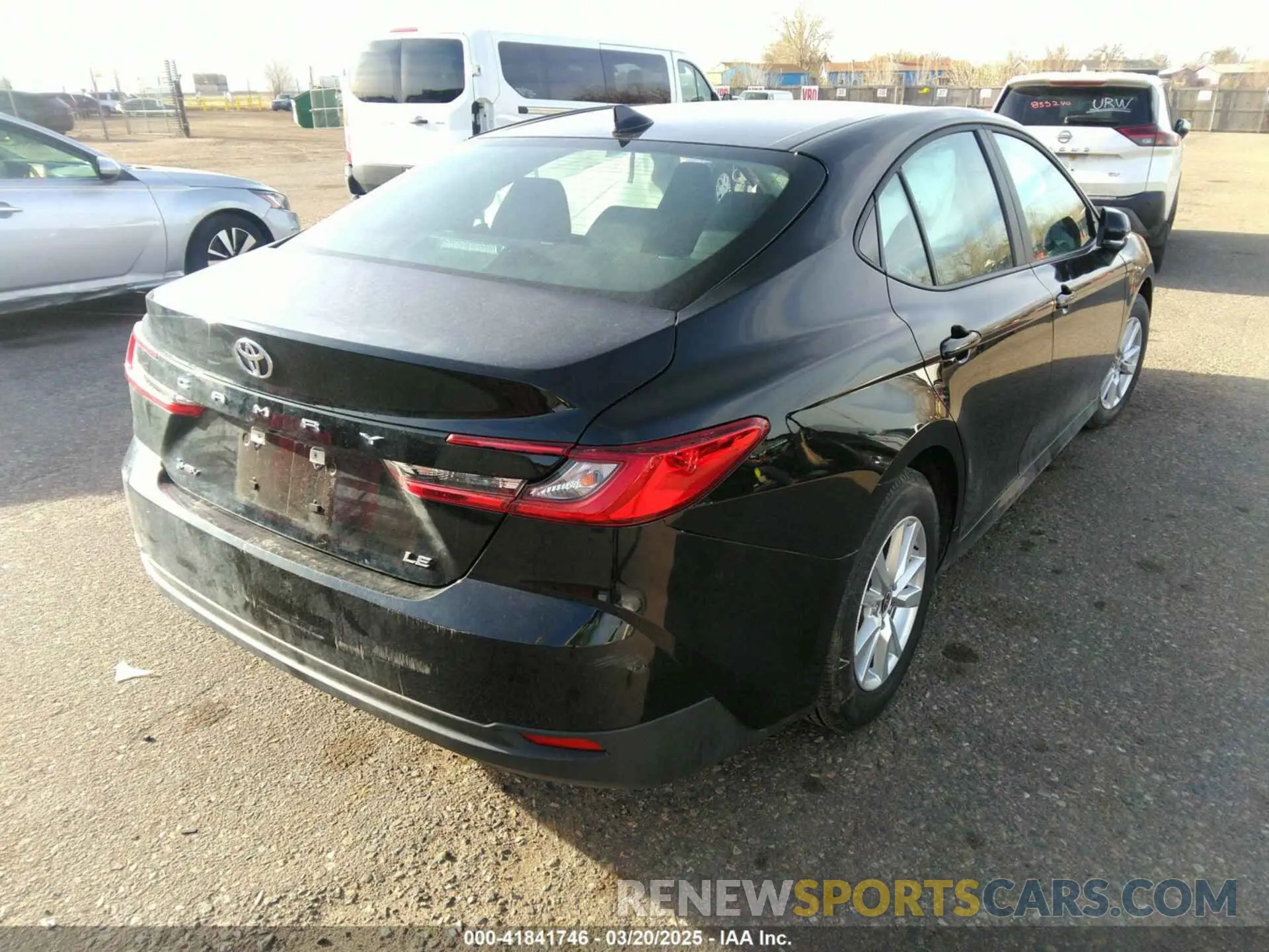 4 fotografías del automóvil dañado 4T1DAACK3SU579154 TOYOTA CAMRY 2025