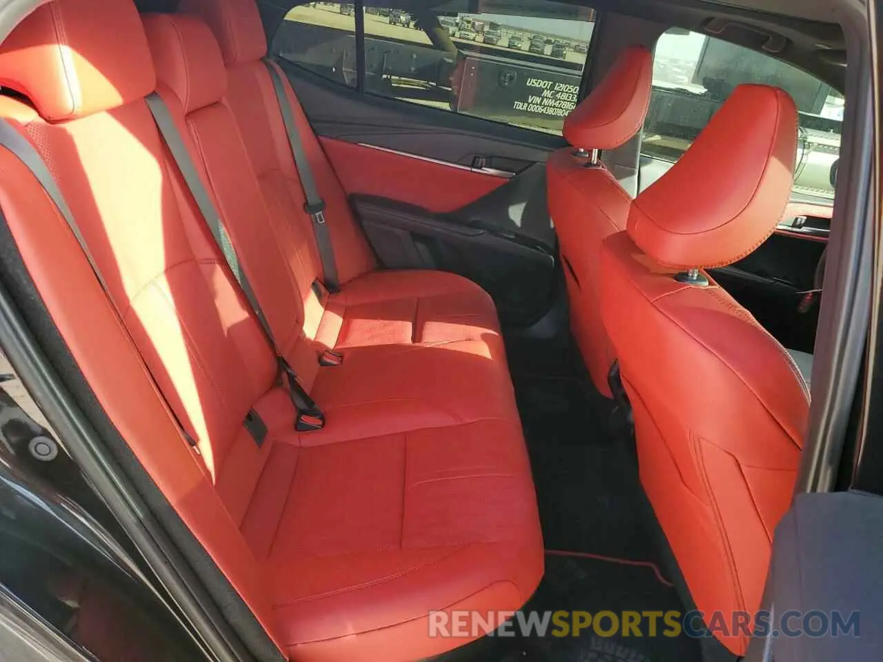 10 fotografías del automóvil dañado 4T1DAACK4SU043667 TOYOTA CAMRY 2025