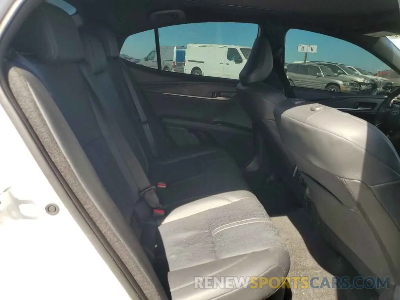 10 fotografías del automóvil dañado 4T1DAACK4SU049257 TOYOTA CAMRY 2025
