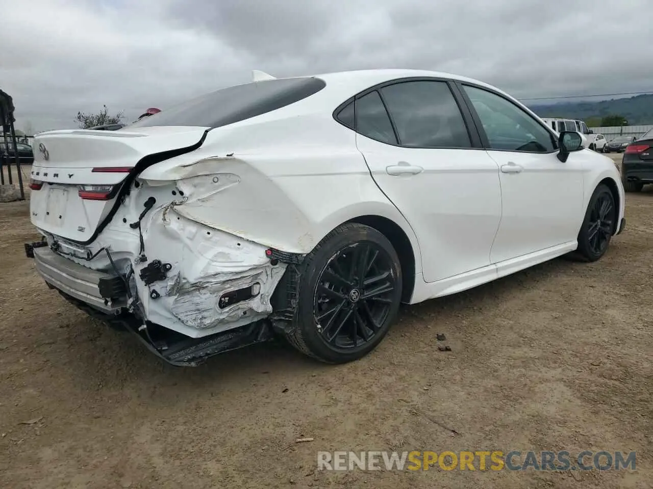 3 fotografías del automóvil dañado 4T1DAACK4SU051364 TOYOTA CAMRY 2025