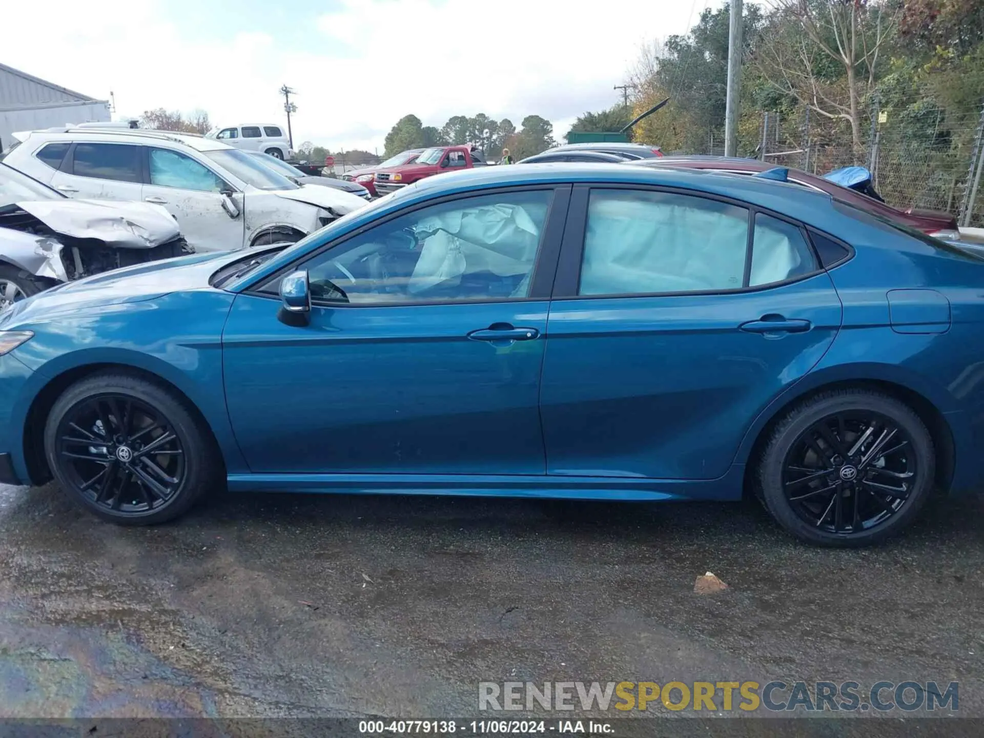 14 fotografías del automóvil dañado 4T1DAACK4SU066236 TOYOTA CAMRY 2025