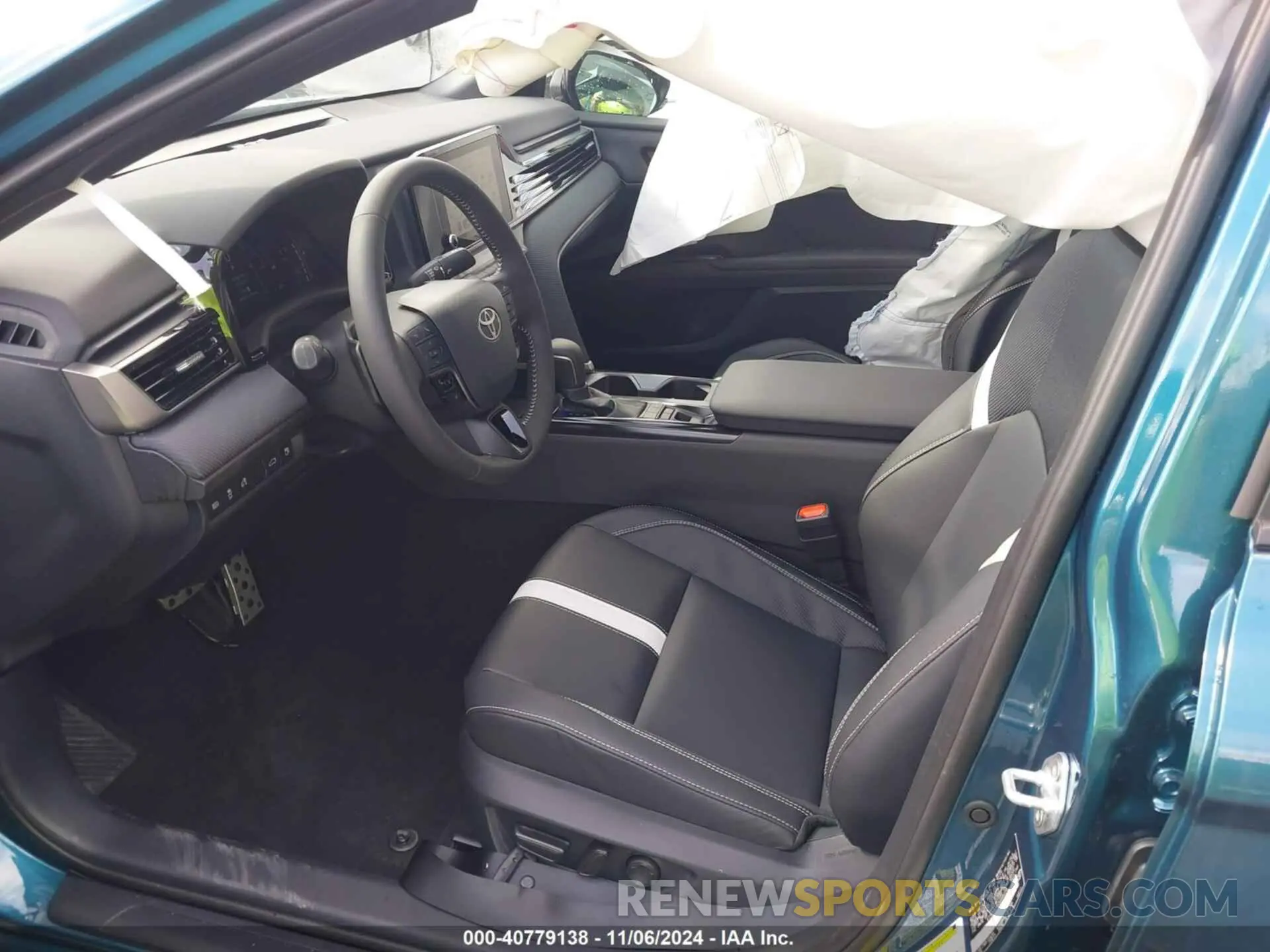 5 fotografías del automóvil dañado 4T1DAACK4SU066236 TOYOTA CAMRY 2025