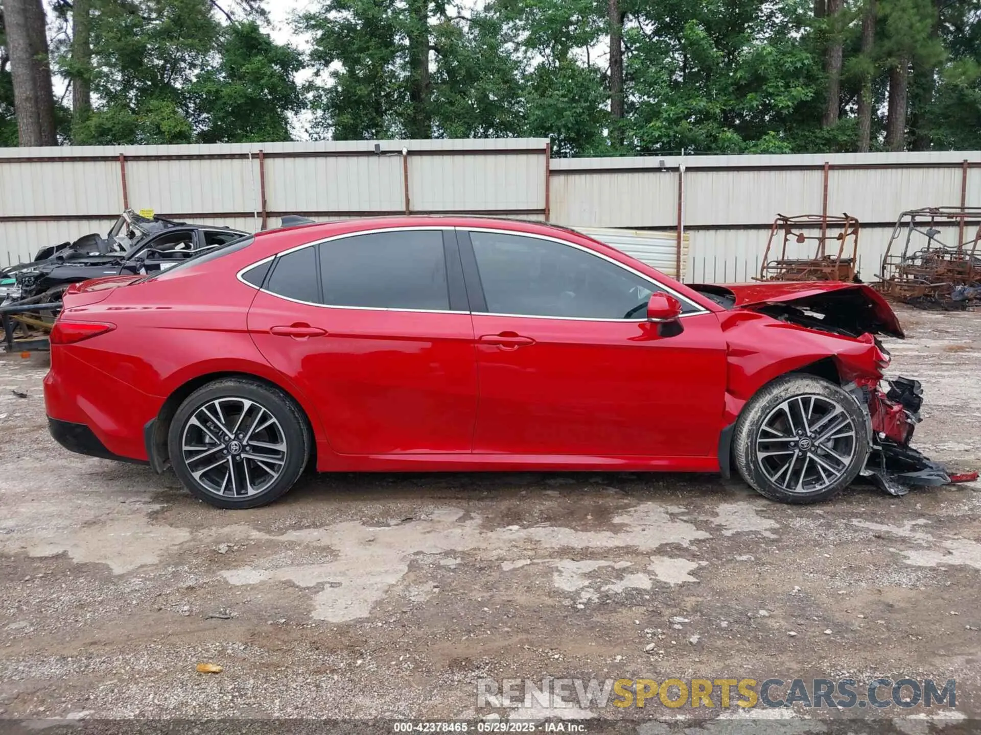 14 fotografías del automóvil dañado 4T1DAACK4SU080640 TOYOTA CAMRY 2025