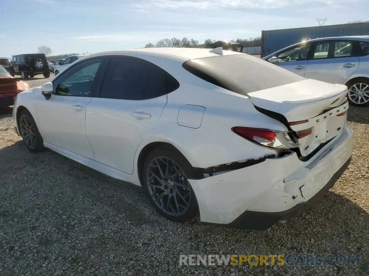2 fotografías del automóvil dañado 4T1DAACK4SU088138 TOYOTA CAMRY 2025