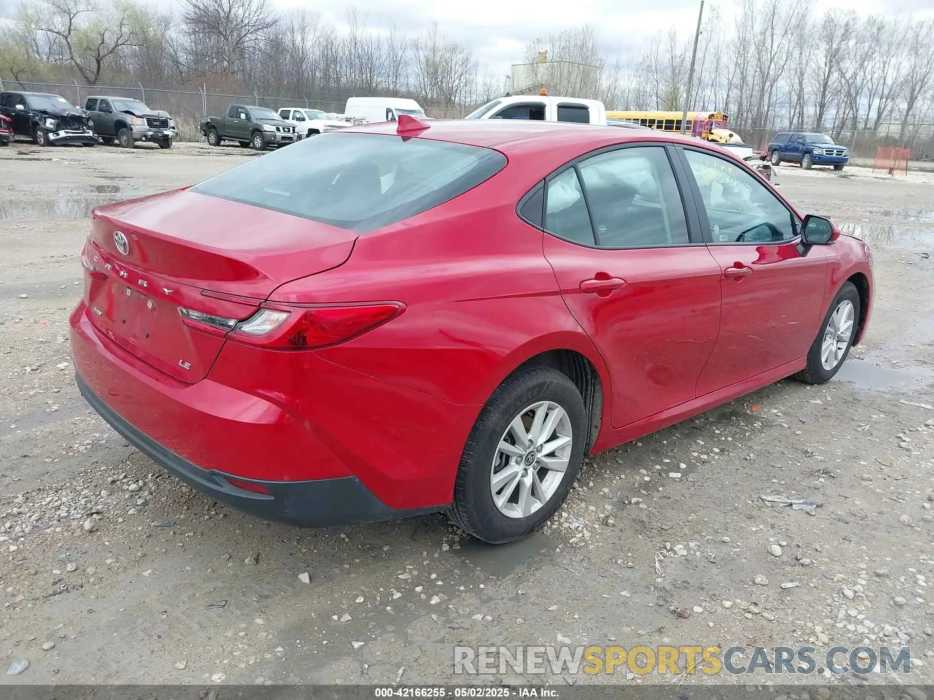 4 fotografías del automóvil dañado 4T1DAACK4SU089077 TOYOTA CAMRY 2025