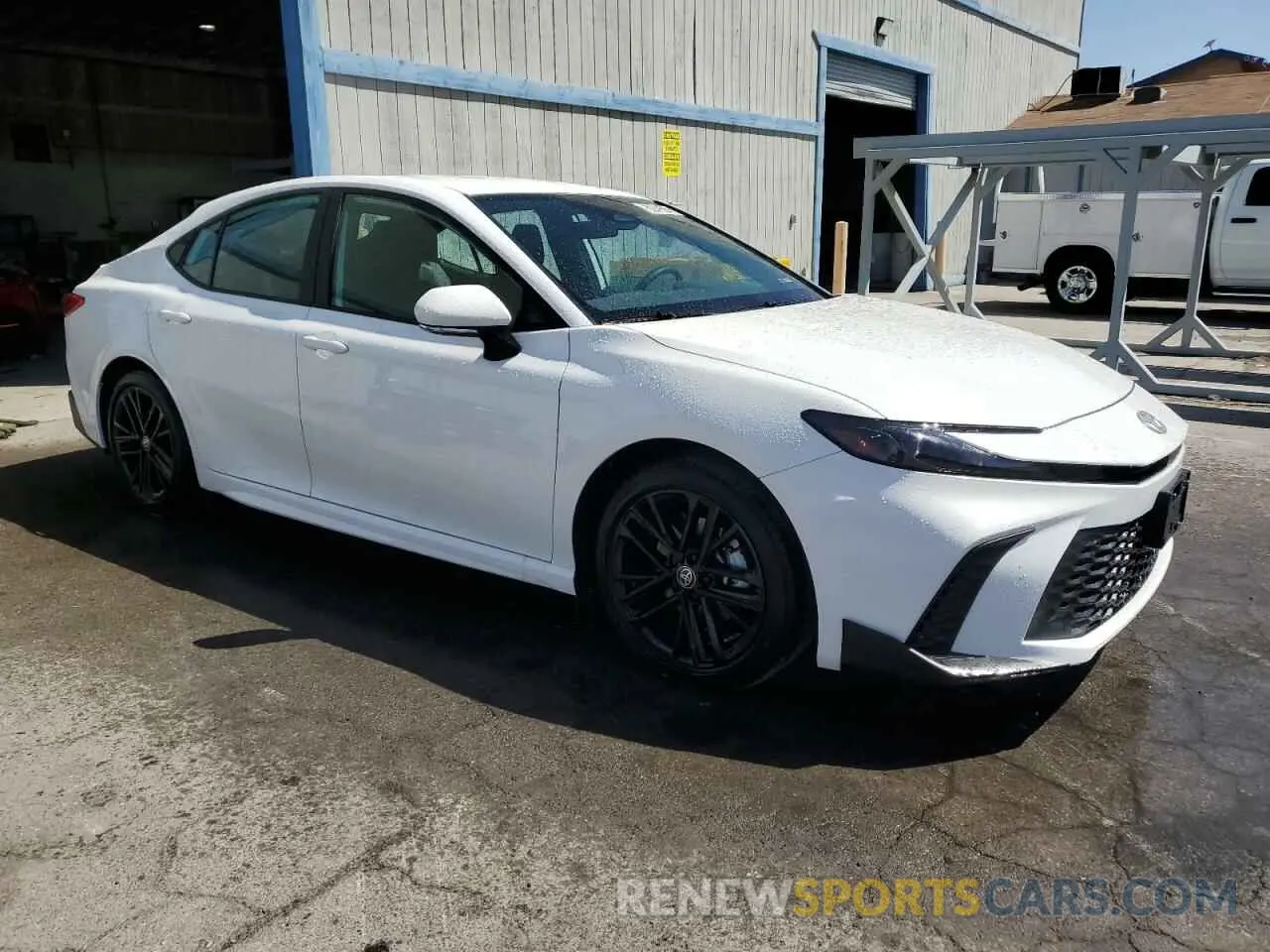 4 fotografías del automóvil dañado 4T1DAACK4SU098152 TOYOTA CAMRY 2025