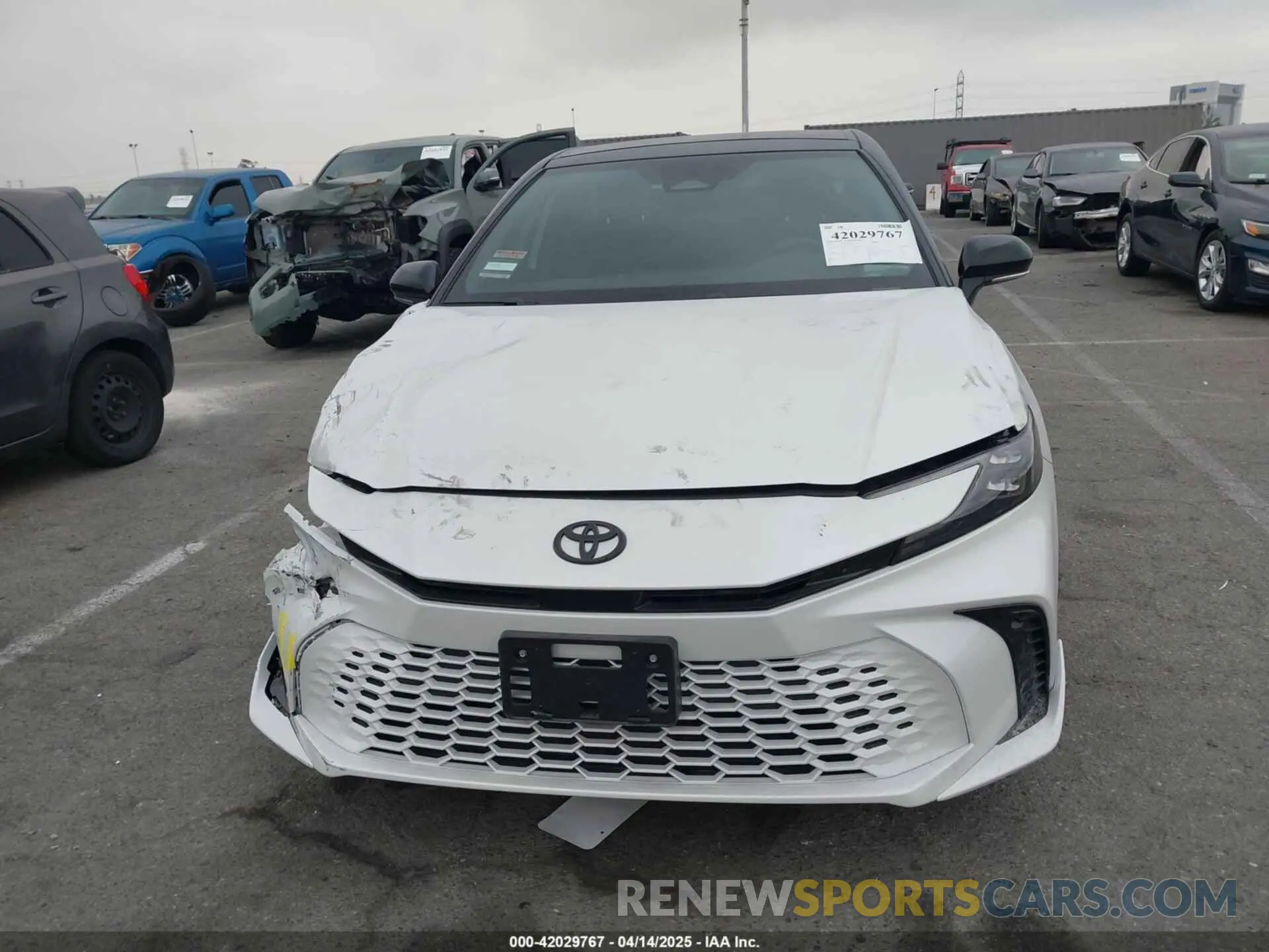 12 fotografías del automóvil dañado 4T1DAACK4SU104192 TOYOTA CAMRY 2025