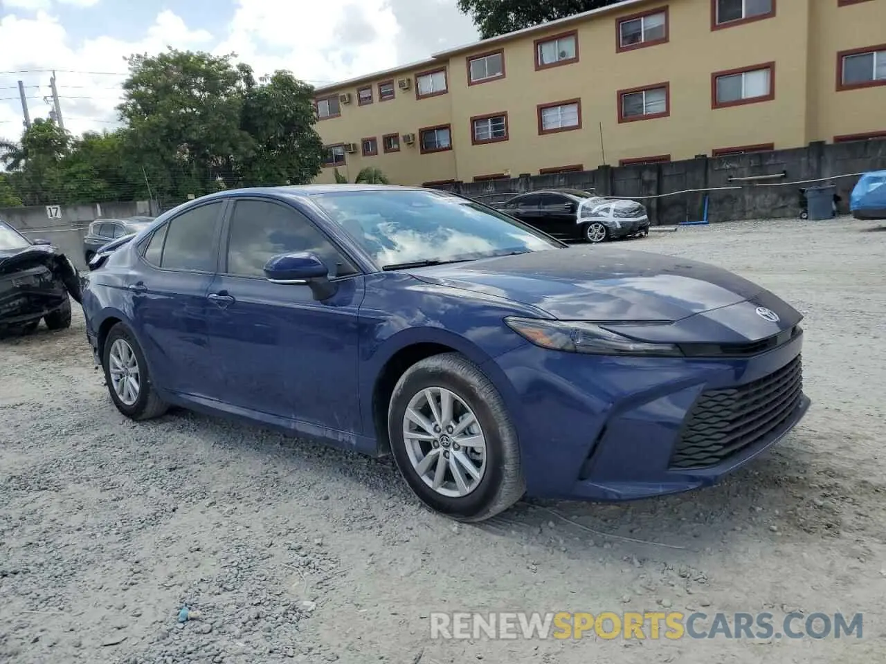 4 fotografías del automóvil dañado 4T1DAACK4SU109330 TOYOTA CAMRY 2025