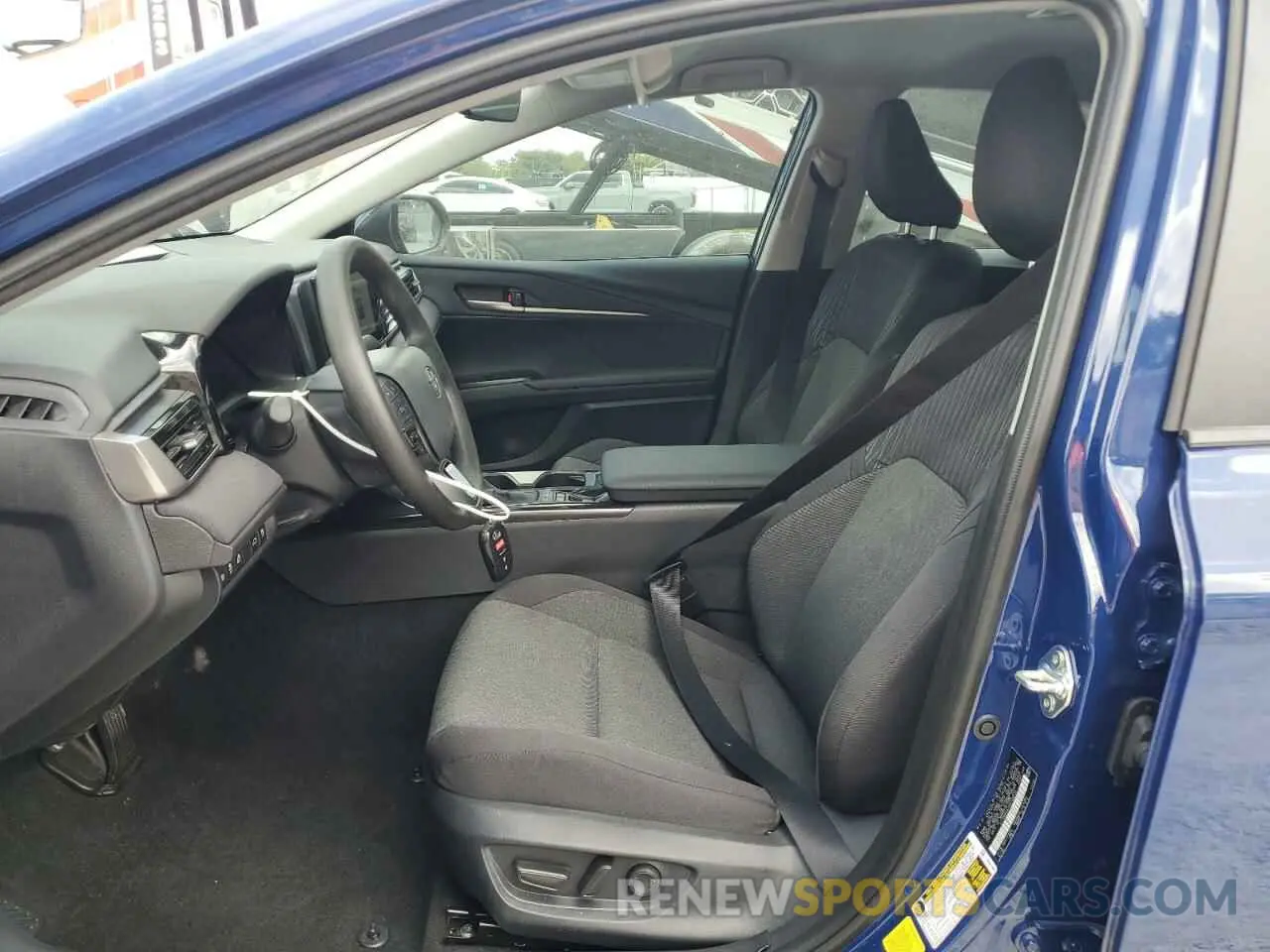 7 fotografías del automóvil dañado 4T1DAACK4SU109330 TOYOTA CAMRY 2025