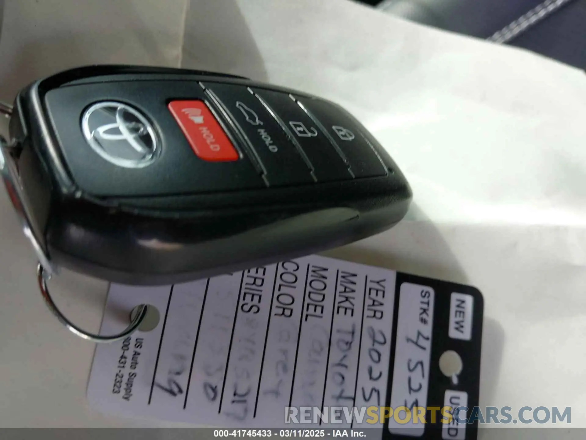11 fotografías del automóvil dañado 4T1DAACK4SU511350 TOYOTA CAMRY 2025