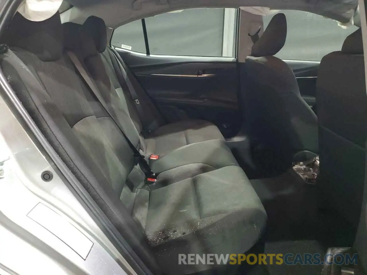 10 fotografías del automóvil dañado 4T1DAACK4SU513843 TOYOTA CAMRY 2025