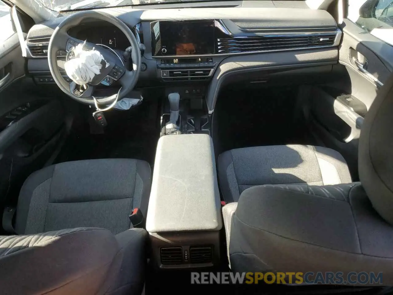 8 fotografías del automóvil dañado 4T1DAACK4SU516435 TOYOTA CAMRY 2025