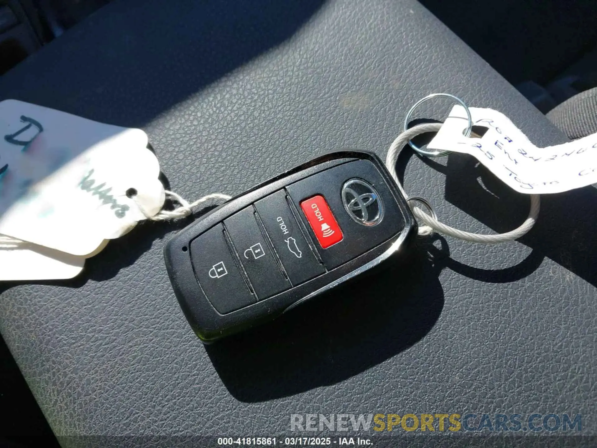 11 fotografías del automóvil dañado 4T1DAACK4SU517617 TOYOTA CAMRY 2025