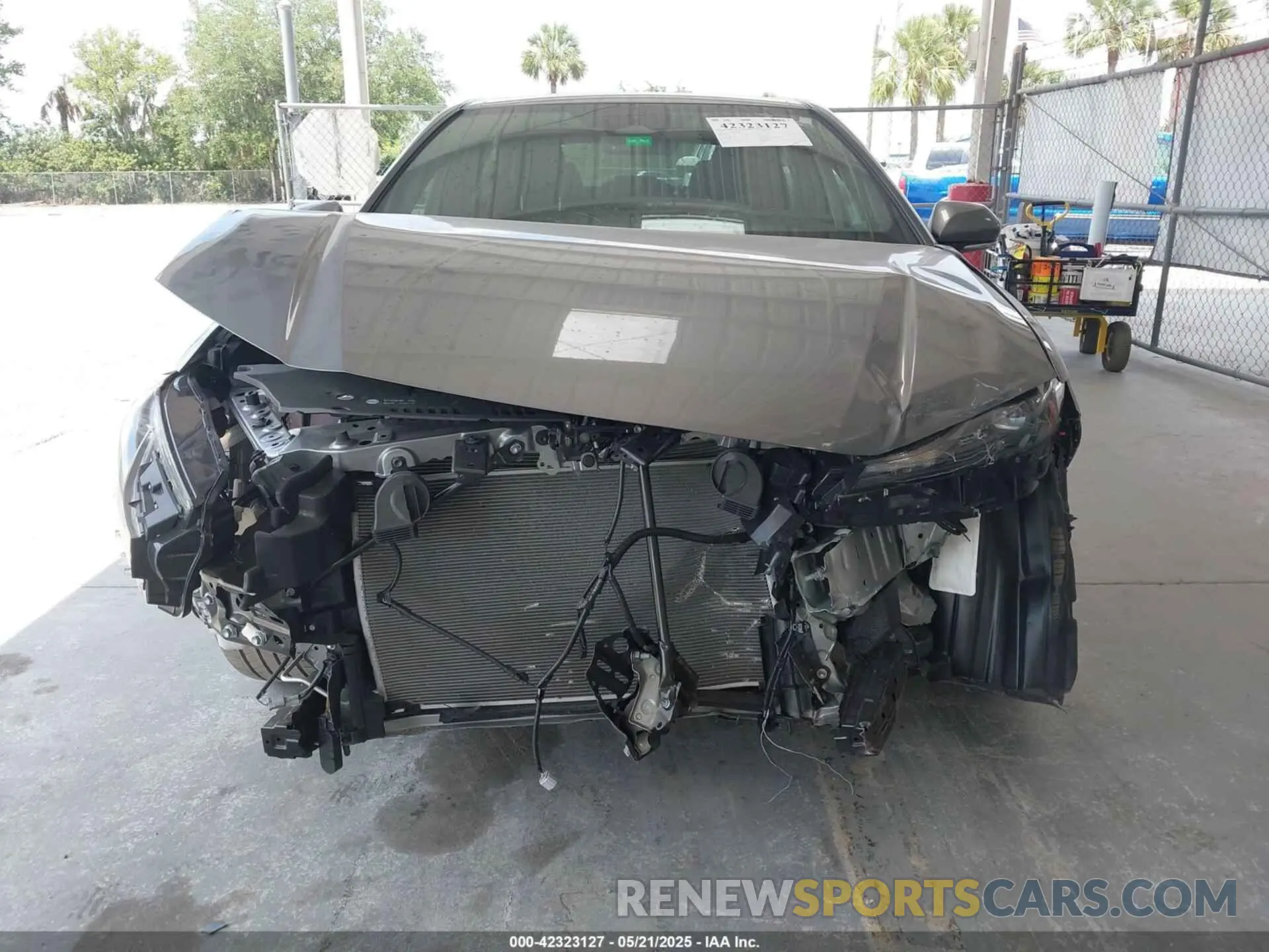 13 fotografías del automóvil dañado 4T1DAACK4SU530349 TOYOTA CAMRY 2025