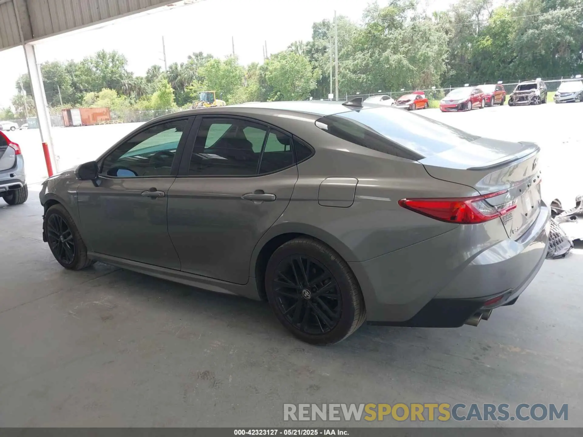 15 fotografías del automóvil dañado 4T1DAACK4SU530349 TOYOTA CAMRY 2025