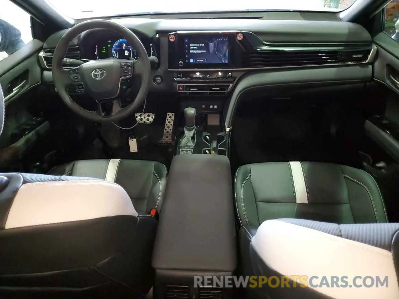 8 fotografías del automóvil dañado 4T1DAACK4SU537480 TOYOTA CAMRY 2025