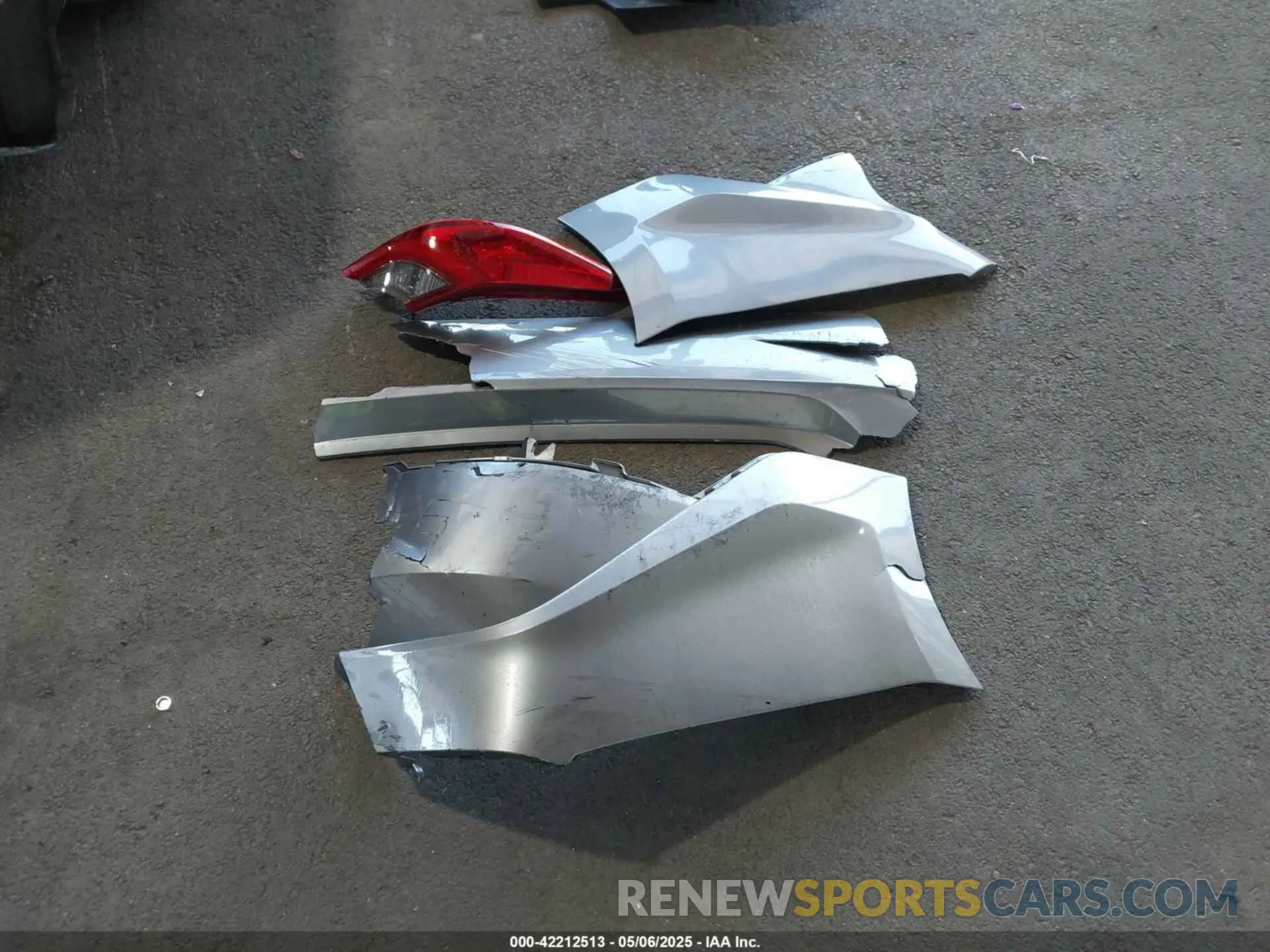 12 fotografías del automóvil dañado 4T1DAACK4SU555705 TOYOTA CAMRY 2025