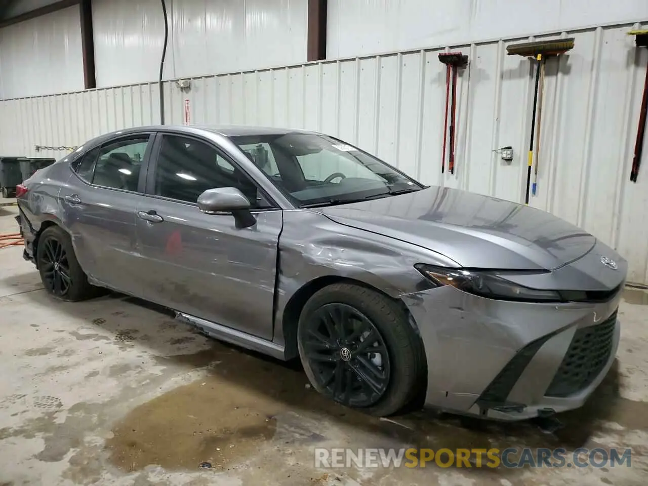 4 fotografías del automóvil dañado 4T1DAACK4SU571256 TOYOTA CAMRY 2025