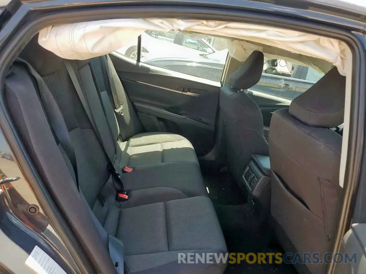 10 fotografías del automóvil dañado 4T1DAACK4SU578661 TOYOTA CAMRY 2025