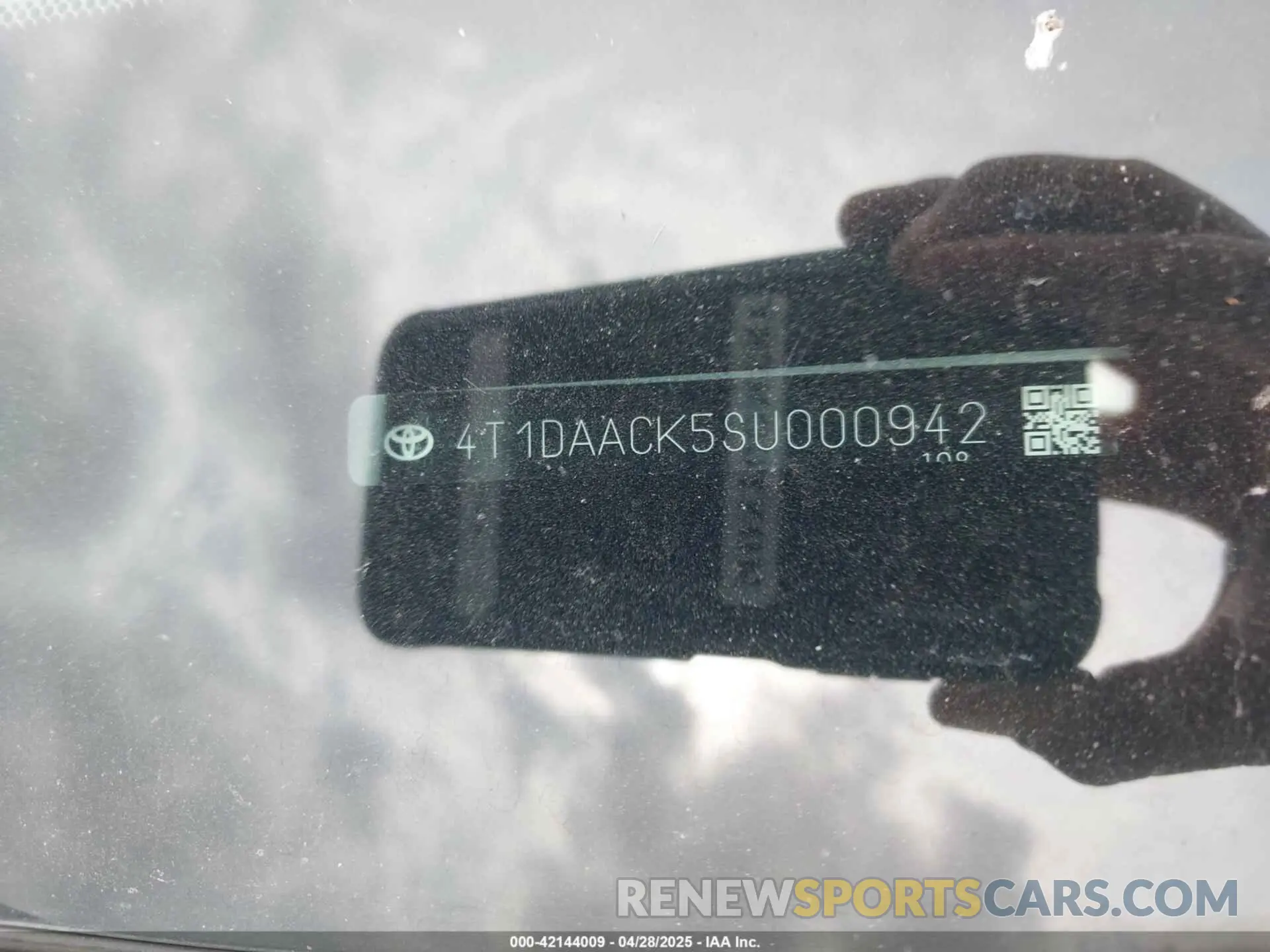 9 fotografías del automóvil dañado 4T1DAACK5SU000942 TOYOTA CAMRY 2025