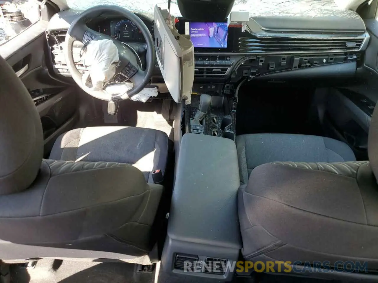 8 fotografías del automóvil dañado 4T1DAACK5SU001475 TOYOTA CAMRY 2025