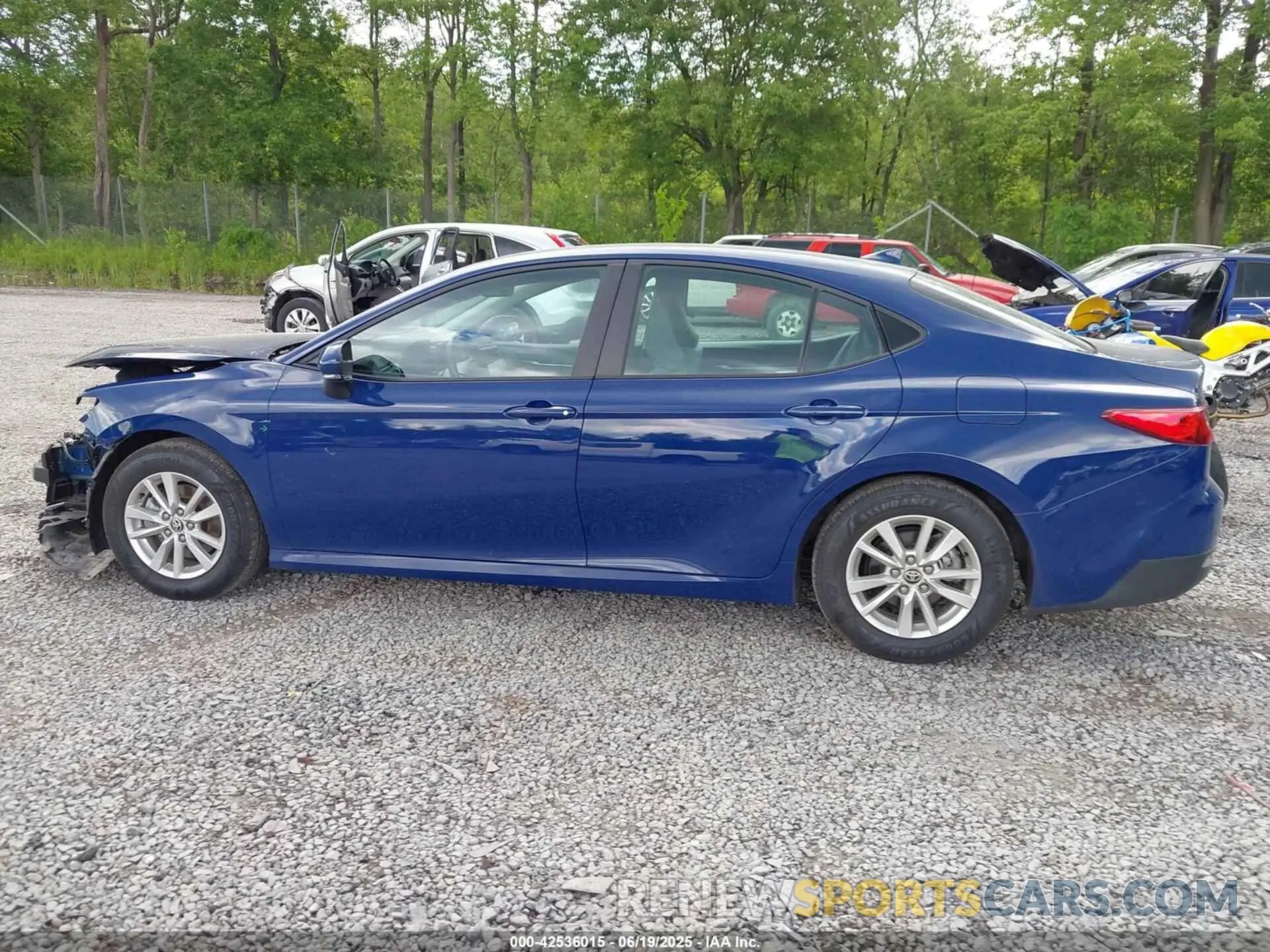 14 fotografías del automóvil dañado 4T1DAACK5SU004537 TOYOTA CAMRY 2025
